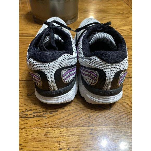 New Balance 860 V9 Women's Low Top Lace Up Running Shoes Multicolor Sz 6 W860WP9 - Picture 3 of 8